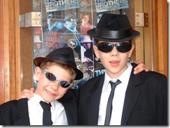 Blues Brothers 004